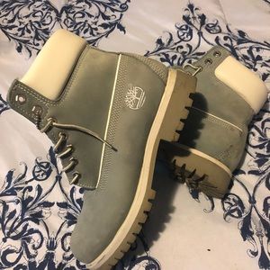 Timberlands in good condition